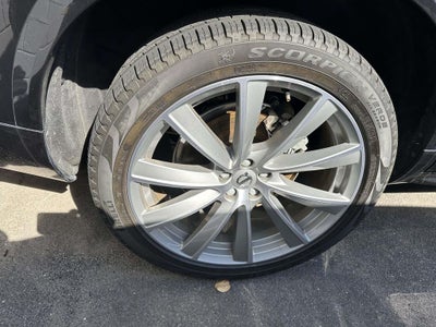 2023 Volvo XC90 B6 Plus 6-Seater